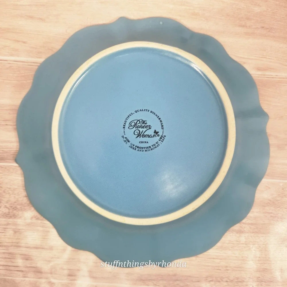 Pioneer Woman Denim Soup Bowl Paige Stoneware Scalloped Rim Crackle Finish 1 Pc